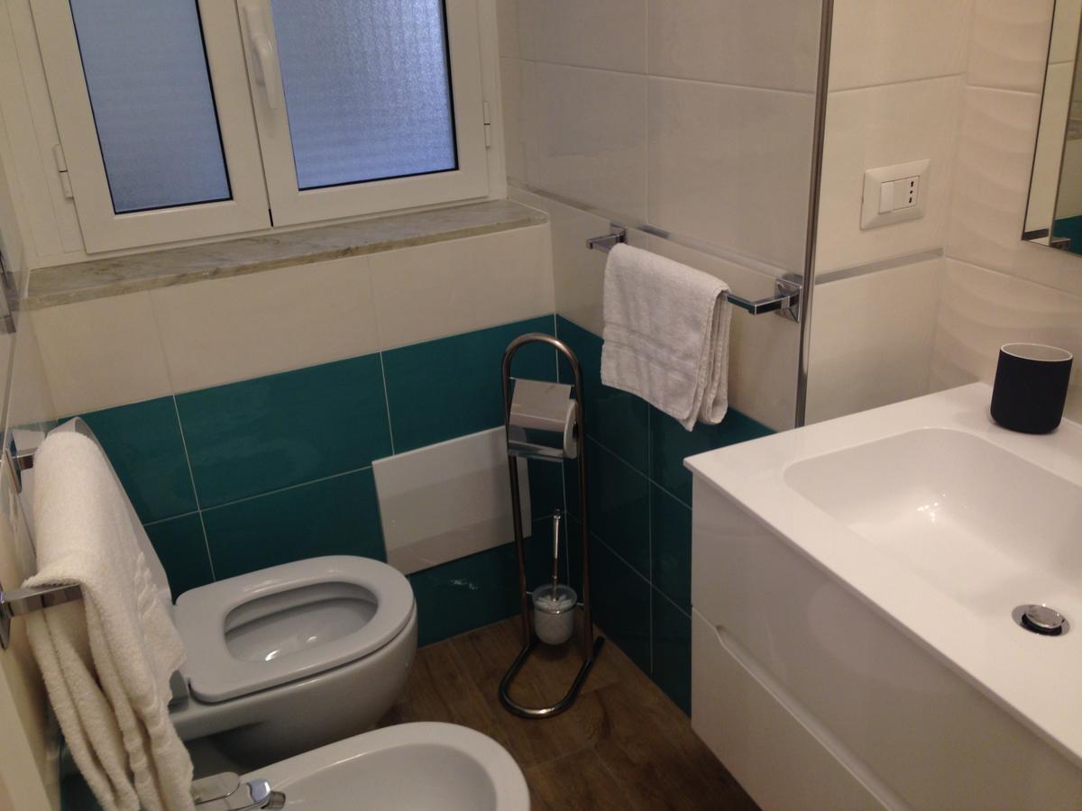 Apartament Il Giglio Rosso Neapol Zewnętrze zdjęcie